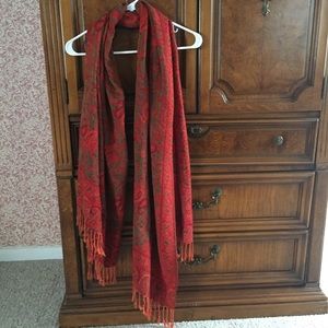 Ladies scarf/pashmina